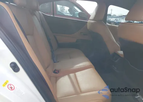 2019 Lexus Es 350 z USA, uszkodzony, nr VIN 58ABZ1B16KU014849